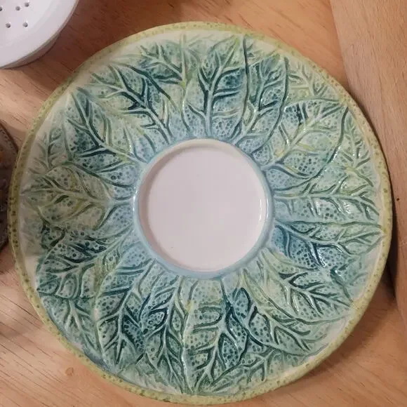 Nordstrom Italy Majolica Covered Daisy Tea Mug Set w/ Insert, Saucer and Lid - Picture 8 of 11